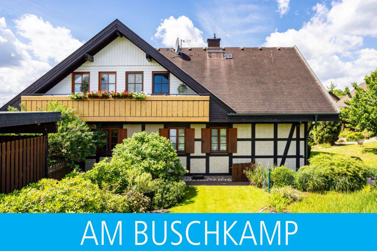 Charmant im Landhauslook mit 3 Garagen – Einfamilienhaus mit Einliegerwhg., 33790 Halle (Westf.)