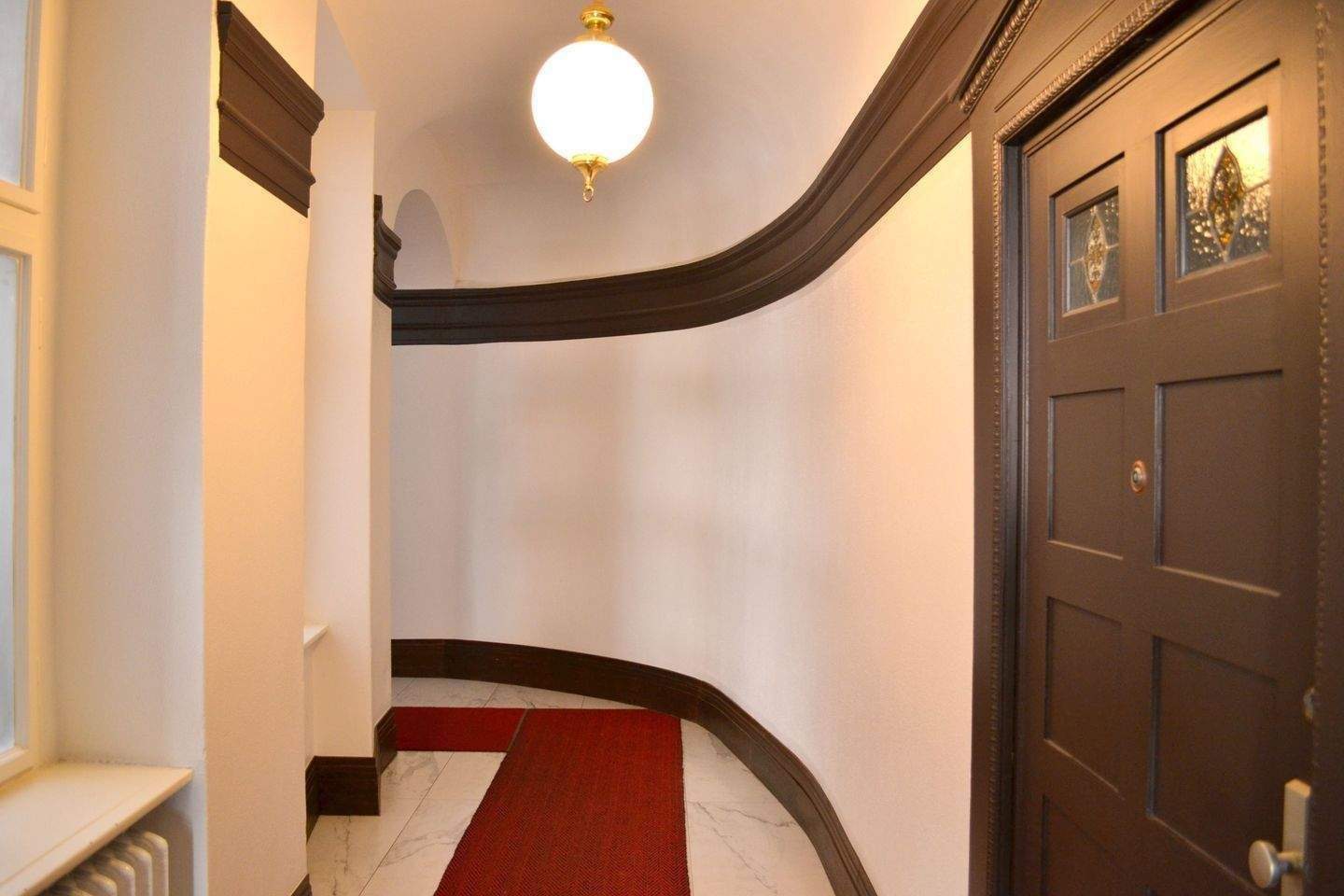 4 bis 5 Zimmer*Großartige Altbau-Eigentumswohnung*Balkon*Lift*geschliffenes Parkett*Stuck*City West*hohe Decken – 10707 Berlin – Bild 1 von 1