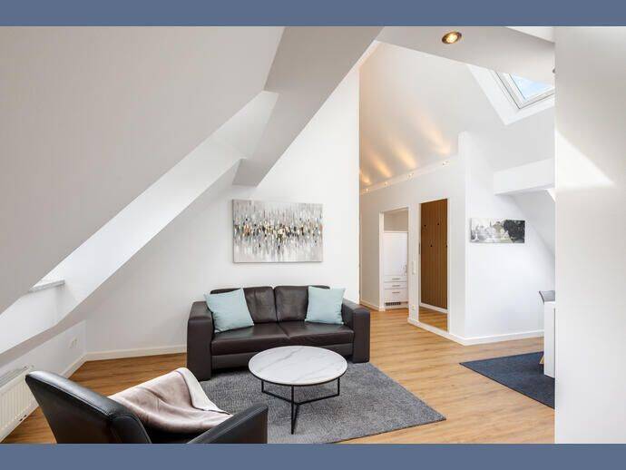 Möbliert: Perfekte Lage im Herzen von Schwabing, 80802 München (Maxvorstadt Schwabing-Freimann)