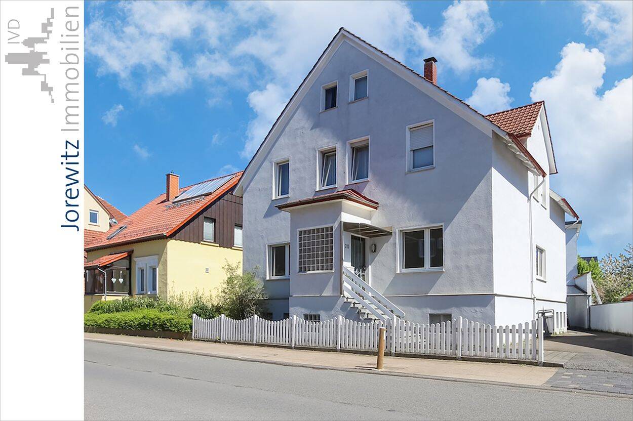 Bielefeld-Mitte – Nähe Radrennbahn: 4 Zimmer-Wohnung mit Einbauküche, 33609 Bielefeld (Baumheide Innenstadt Schildesche)