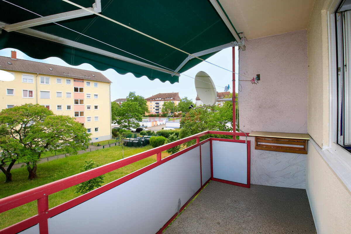 Gepflegte Wohnung mit einladendem Balkon, viel Tageslicht und eigenem Stellplatz, 67227 Frankenthal (Pfalz)