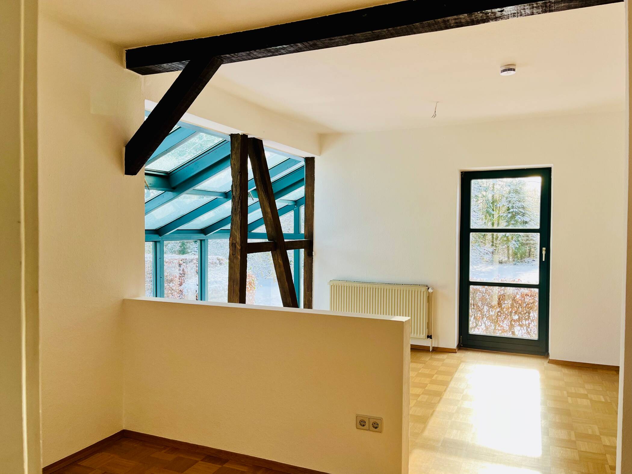 Außergewöhnliche 1 -Zimmer-Wohnung mit Terrasse in umgebautem historischem Stallgebäude Horneburgs zu vermieten., 21640 Horneburg