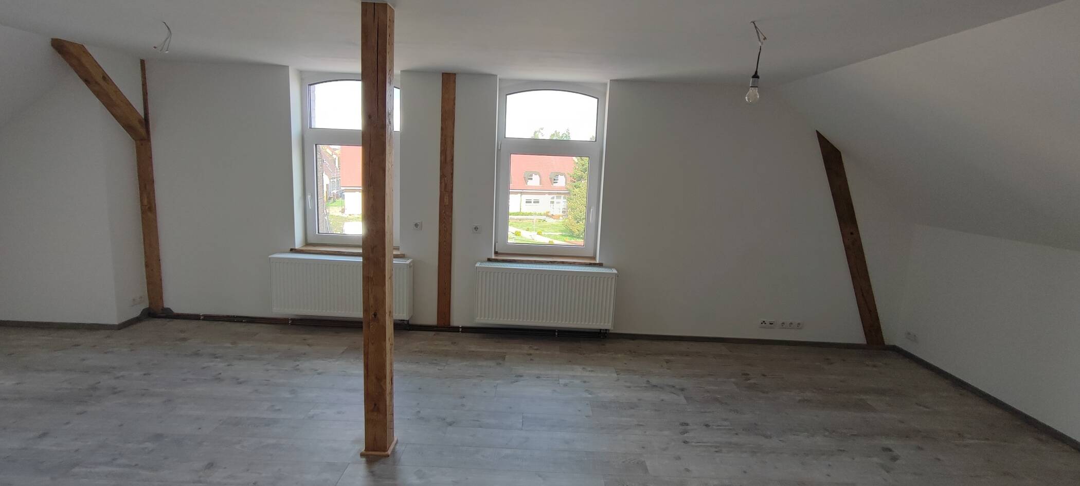 Klimatisierte Dachgeschosswohnung in Zscherndorf zu vermieten, 6792 Sandersdorf-Brehna