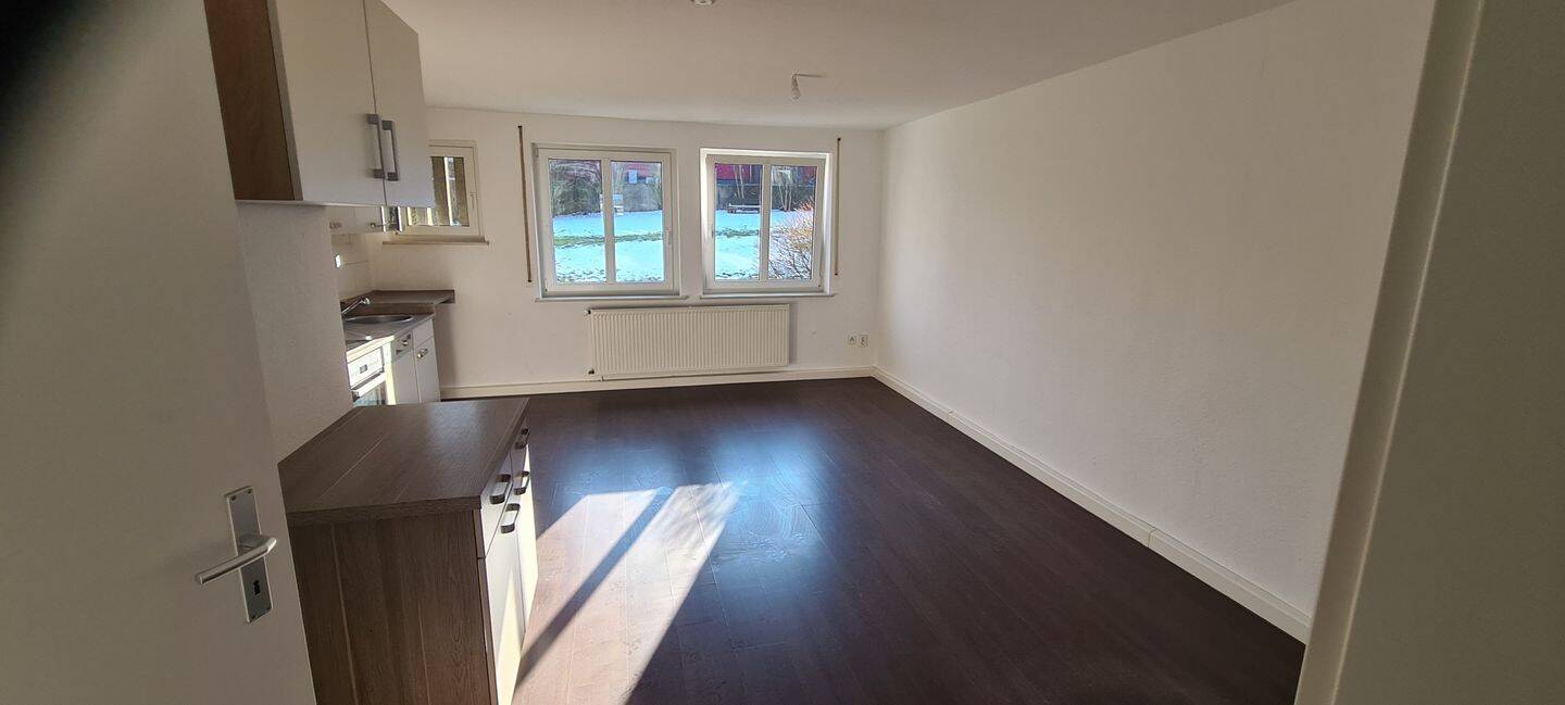 Modernisierte 3-Zimmer-Eigentumwohnung – bezugsfrei ab Oktober – zu verkaufen, 95030 Hof (Epplas Innenstadt Osseck Unterkotzau Wölbattendorf)