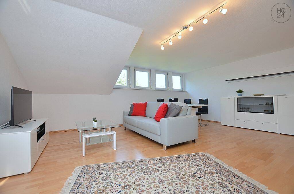Schön möblierte Wohnung in toller Wohnlage in  Pleidelsheim, 74385 Pleidelsheim