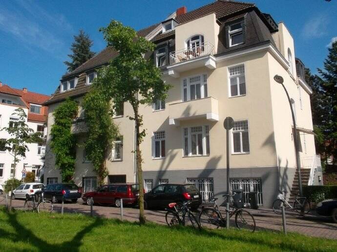 1-Zimmer-Wohnung im 1. Untergeschoss wartet auf neue Mieter, 50937 Köln (Lindenthal Klettenberg Sülz)