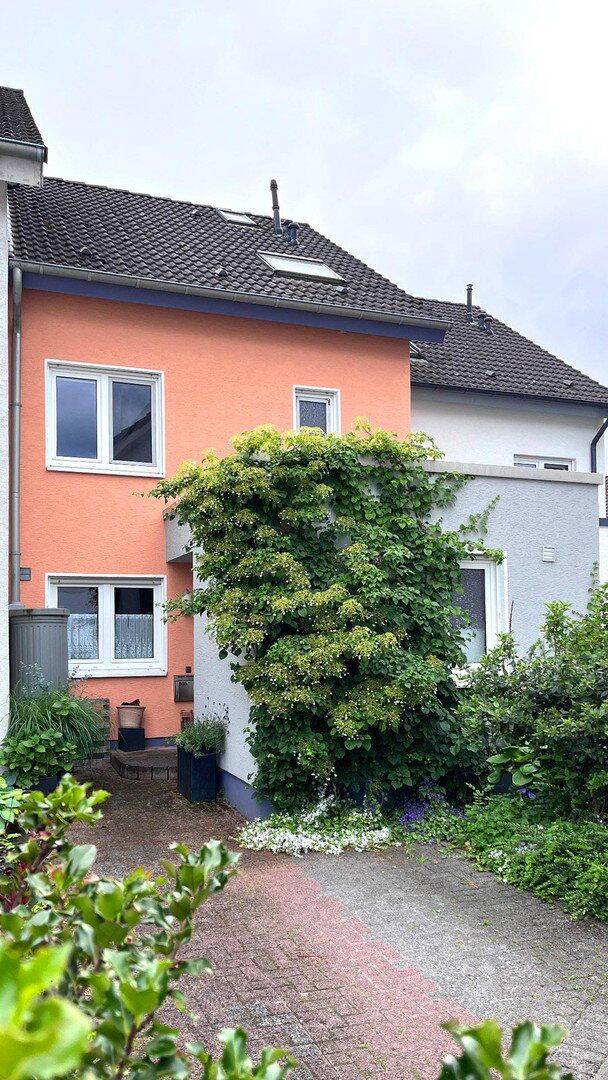 Großzügiges Einfamilienhaus am Rande von Köln, 51469 Bergisch Gladbach