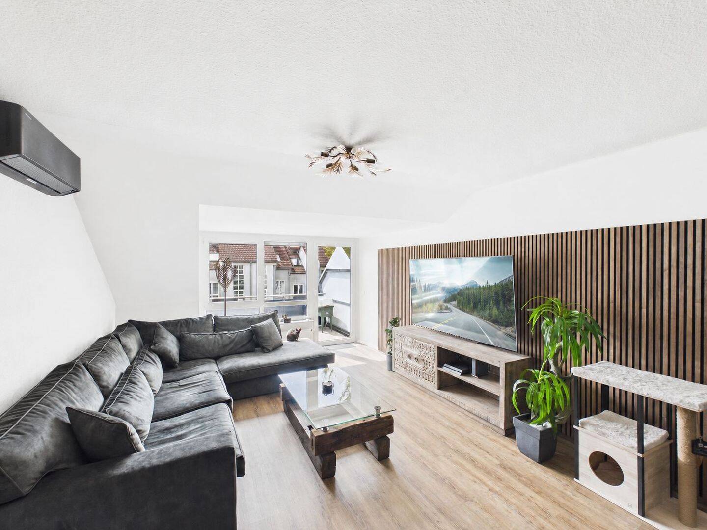Mehr als eine Wohnung: Exklusives Wohnen mit Hauscharakter, 44892 Bochum (Langendreer)