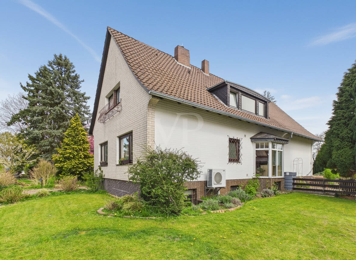Blick ins Grüne! Einfamilienhaus mit Einliegerwohnung und Keller, 31303 Burgdorf