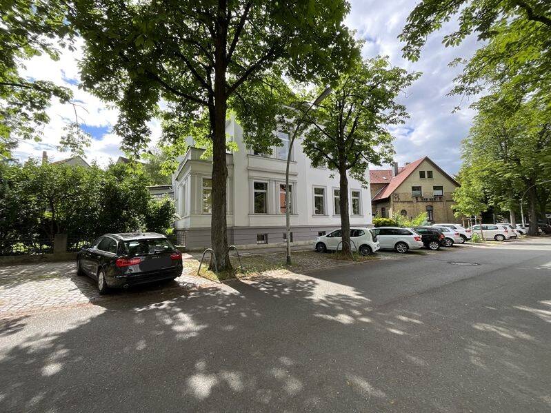 Sofort frei ! 3 Zimmer Dachgeschoß Wohnung in Walllage, mit Garage, Loggia und Einbauküche, 38118 Braunschweig (Braunschweig)