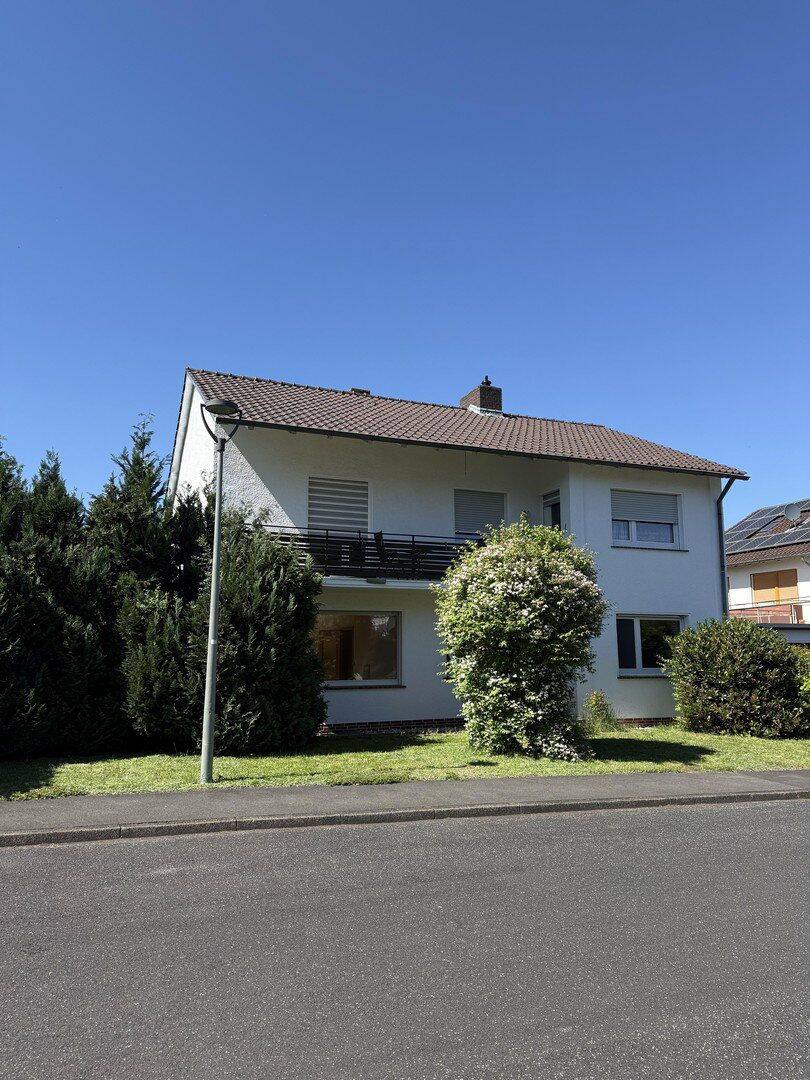 Wohnhaus in attraktiver Lage von Eschwege – mit Garten und vielseitigen Nutzungsmöglichkeiten, 37269 Eschwege