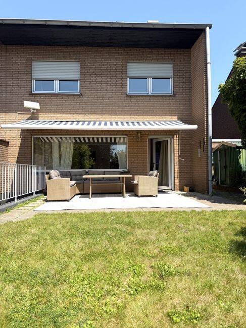 Moderne Doppelhaushälfte mit Garage in bester Schwafheimer Lage, 47447 Moers