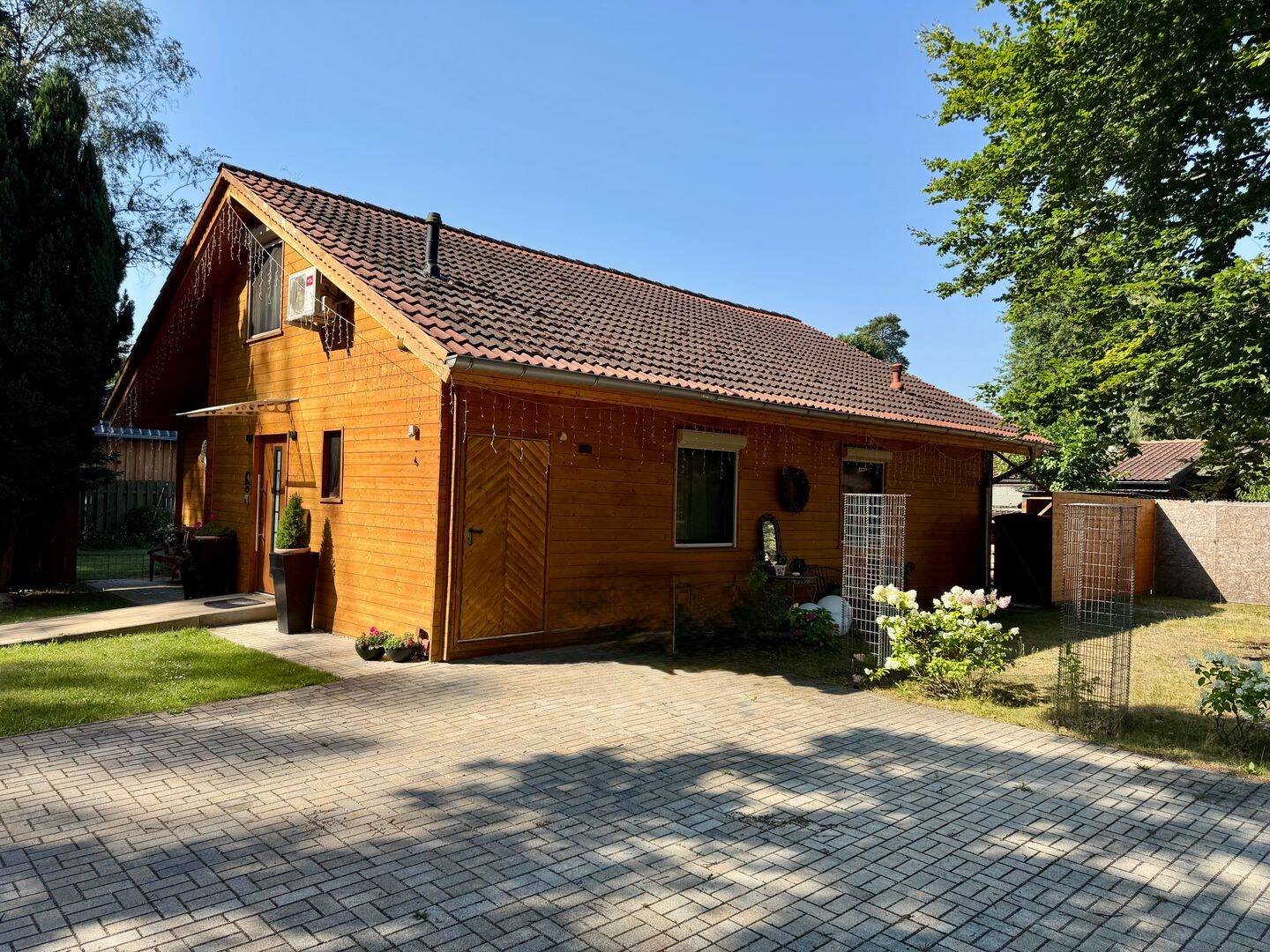 Saniertes Einfamilienhaus am See für Hauptwohnsitz, 38550 Isenbüttel
