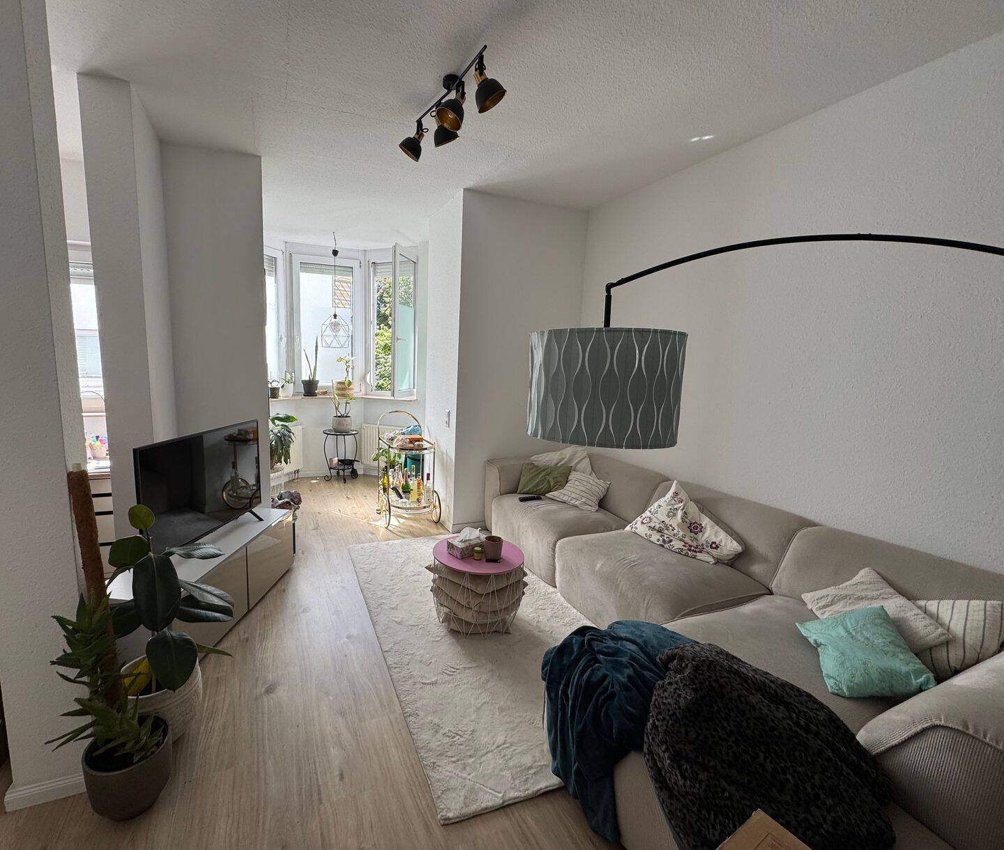 Offene 2,5 Zimmer Wohnung, 70197 Stuttgart (West)