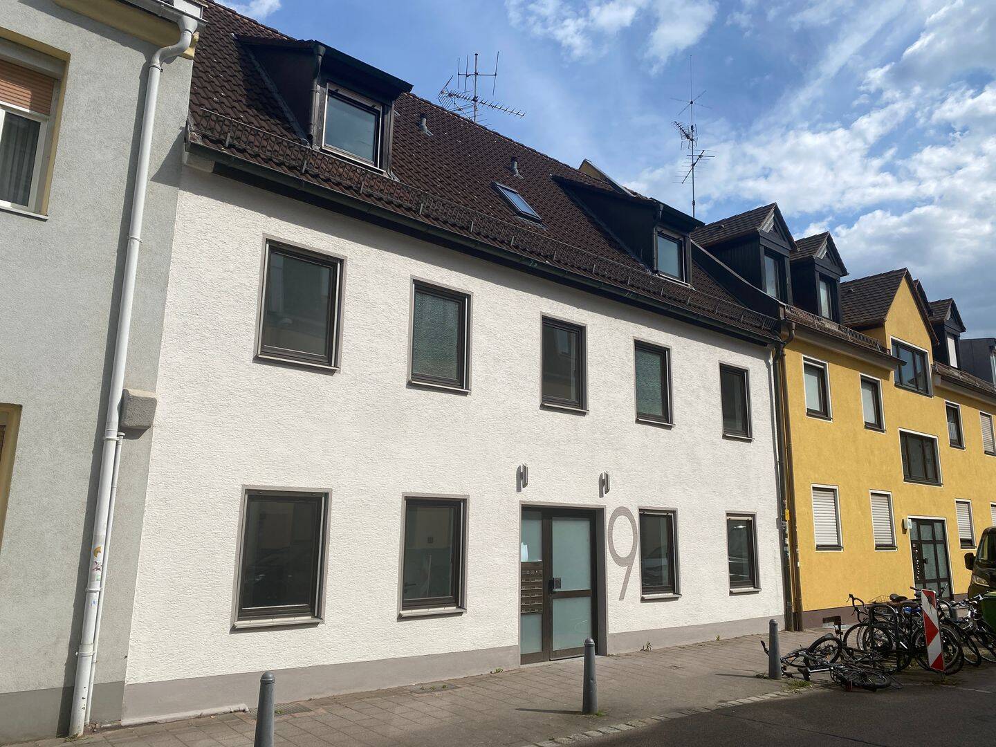 Ruhiges, modernes City-Apartment – Erstbezug nach Renovierung mitten in Erlangen, 91052 Erlangen (Anger Erlangen-Ost Erlangen-Süd Innenstadt)