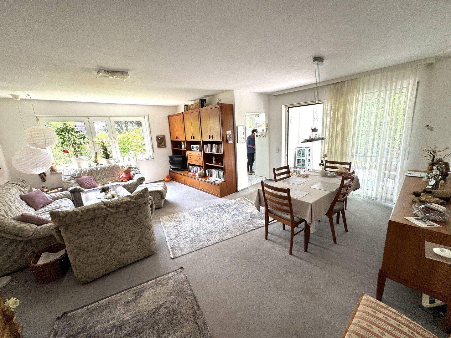 Ruhige und helle 3 Zi. Gartenwohnung mit 90 qm in Finthen, 55126 Mainz (Finthen Layenhof)