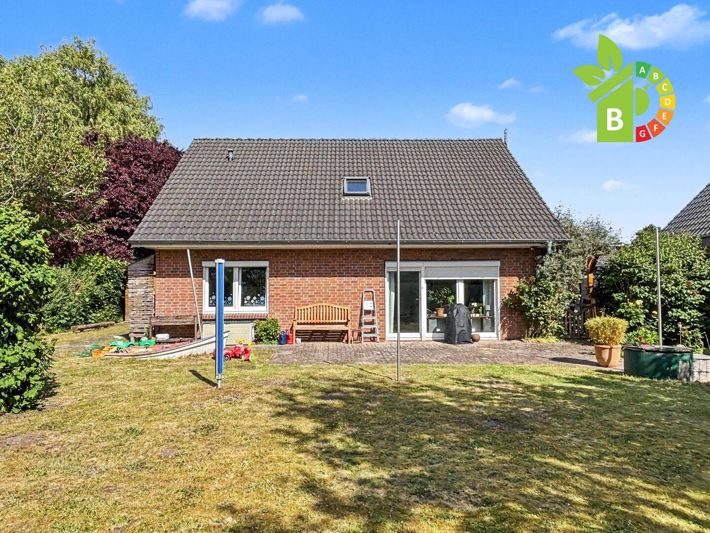 Gepflegtes Nordmarkhaus mit viel Platz für die ganze Familie in Bad Bramstedt, 24576 Bad Bramstedt