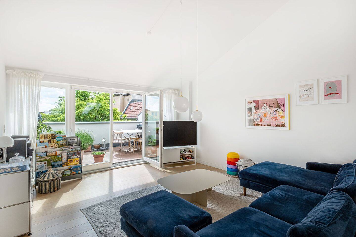 Moderne 3 Zimmer-Dachgeschosswohnung mit zwei Sonnenterrassen im Wrangelkiez, 10997 Berlin (Friedrichshain-Kreuzberg Kreuzberg)