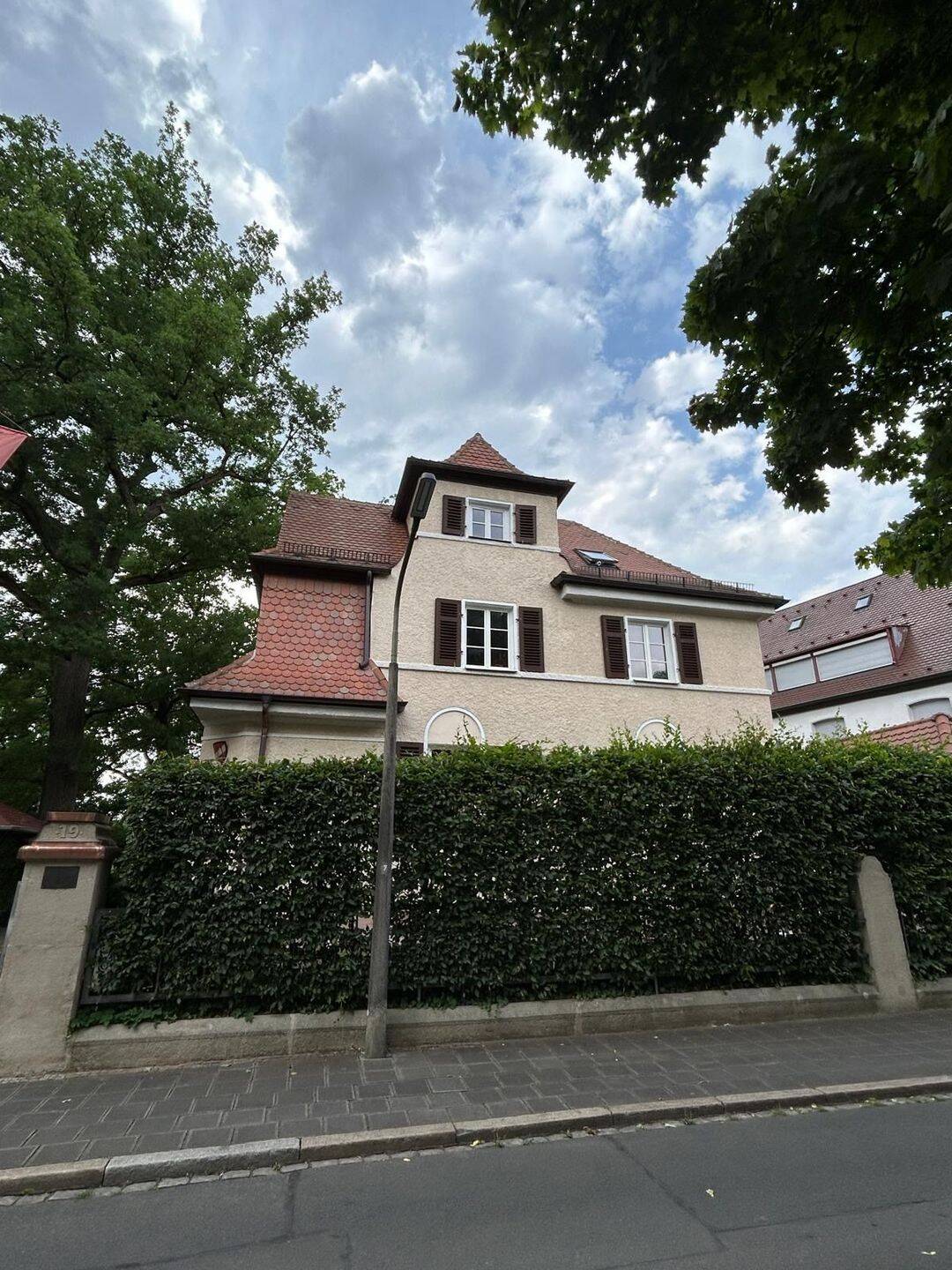 Studenten-WG in Mögeldorf am Ebensee, 90482 Nürnberg (Freiland Laufamholz Mögeldorf Rehhof Unterbürg)