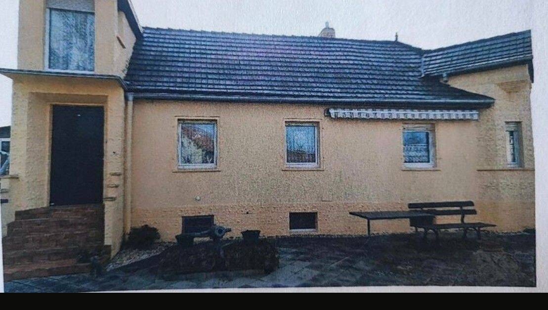 Einzugsfertiges Einfamilienhaus, 6682 Teuchern