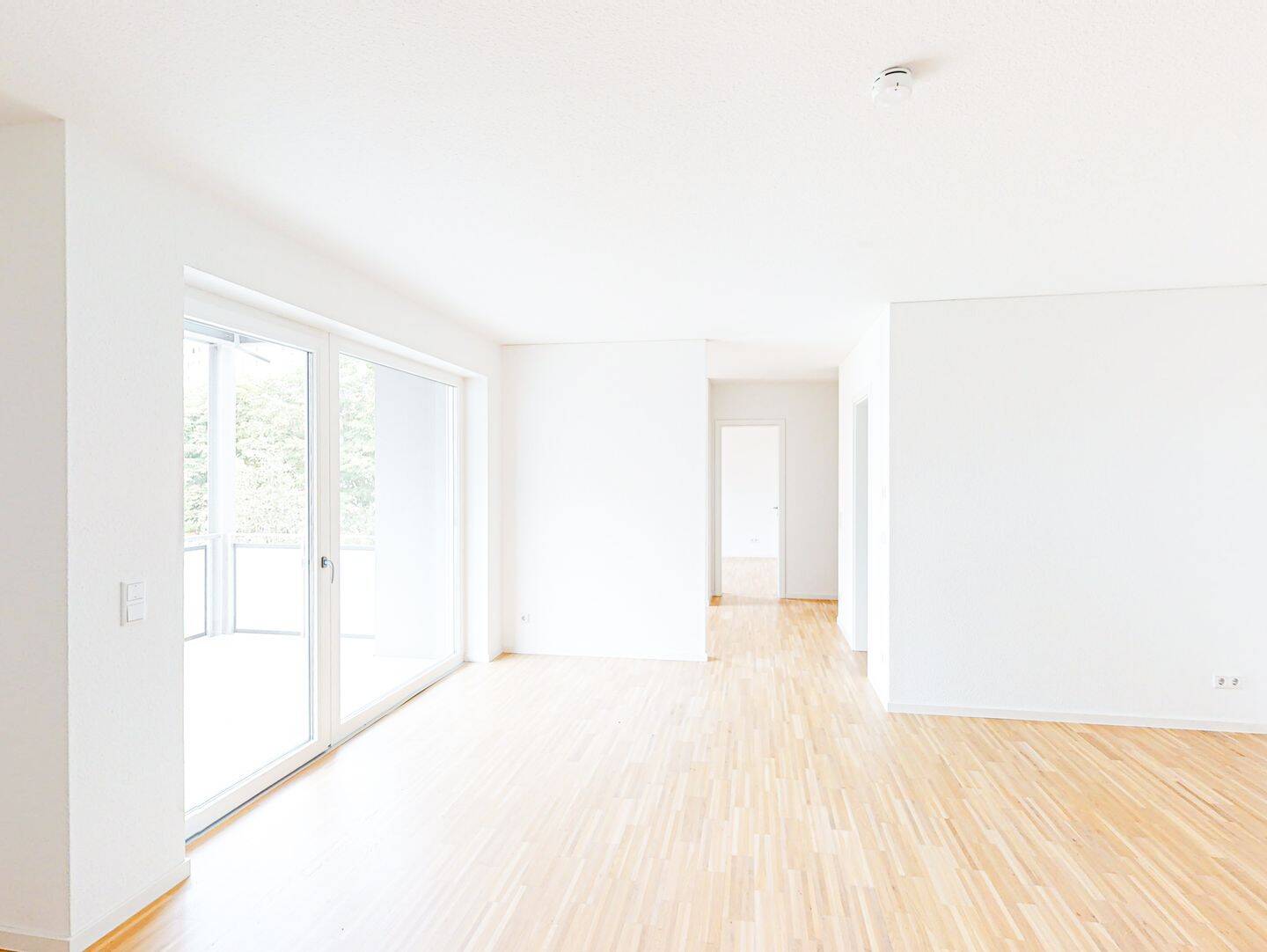 Traumhafte 4 Zimmer Familienwohnung mit Balkon, 99086 Erfurt