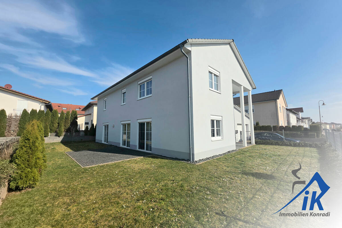 IK |Mackenbach: schönes und großzügiges Einfamilienhaus mit Terrasse, 67686 Mackenbach