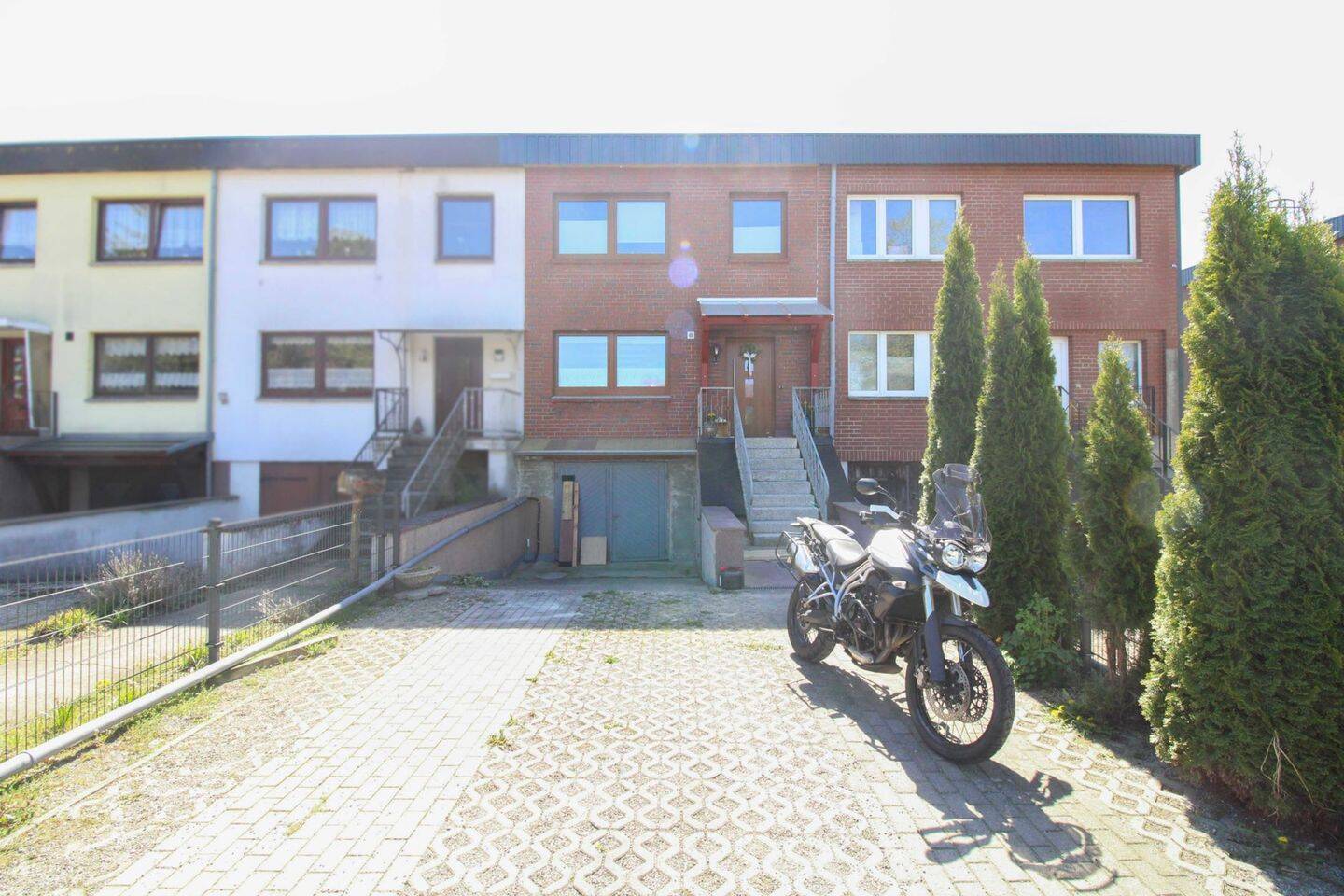 Familienfreundlich und Modernisiert: 4-Zi.-RMH mit 2 Balkonen und schönem Garten nahe Hagenow, 19230 Redefin