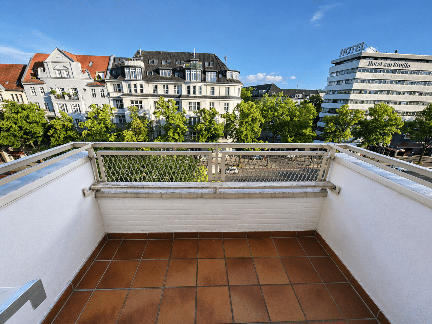 Westend – 2 Zi – Nahe Theodor-Heuss-Platz und Messezentrum mit Südblick – Abstellmöglichkeit im Hof, 14057 Berlin (Charlottenburg-Wilmersdorf Charlottenburg Westend)