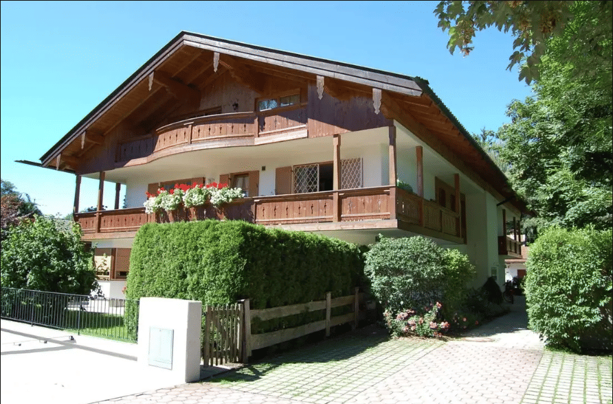 3-Zimmer-Wohnung in Bestlage von Rottach-Egern, 83700 Rottach-Egern