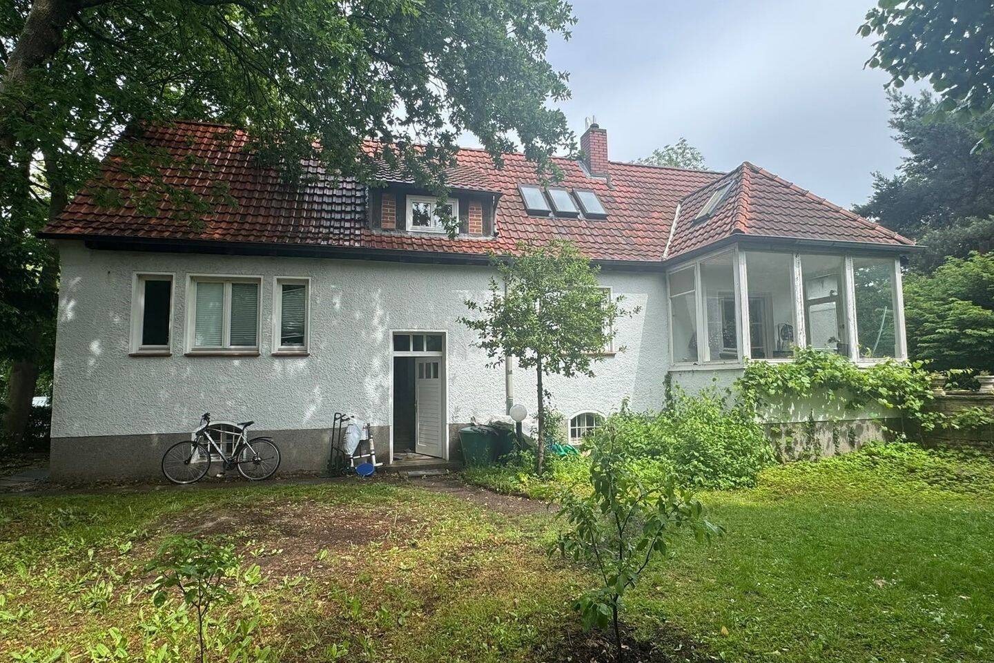 Einfamilienhaus mit parkähnlichem Grundstück in bevorzugter Wohnlage, 31785 Hameln