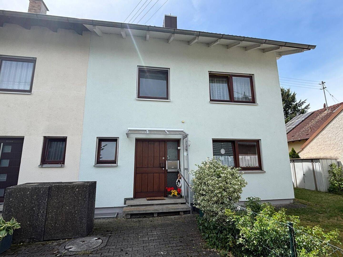 Charmante Doppelhaushälfte mit großem Grundstück in Kleinaitingen, 86507 Kleinaitingen