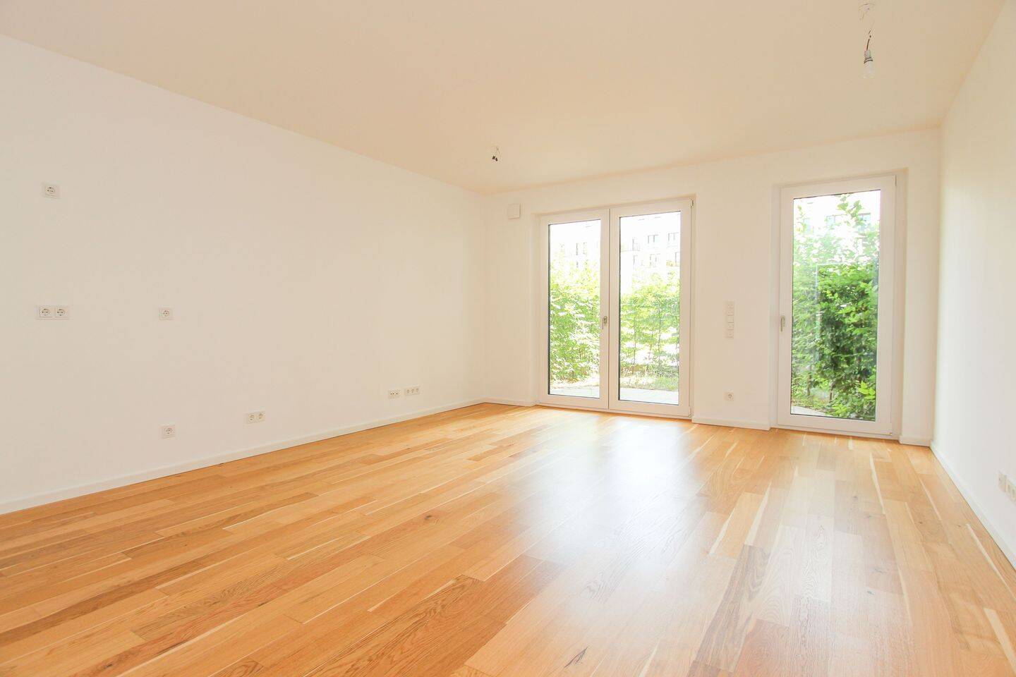 Stilvolle und moderne 2-Zimmer-Terrassenwohnung, 81379 München (Sendling Sendling-Westpark Thalk. Obersendl.-Forsten-Fürstenr.-Solln)