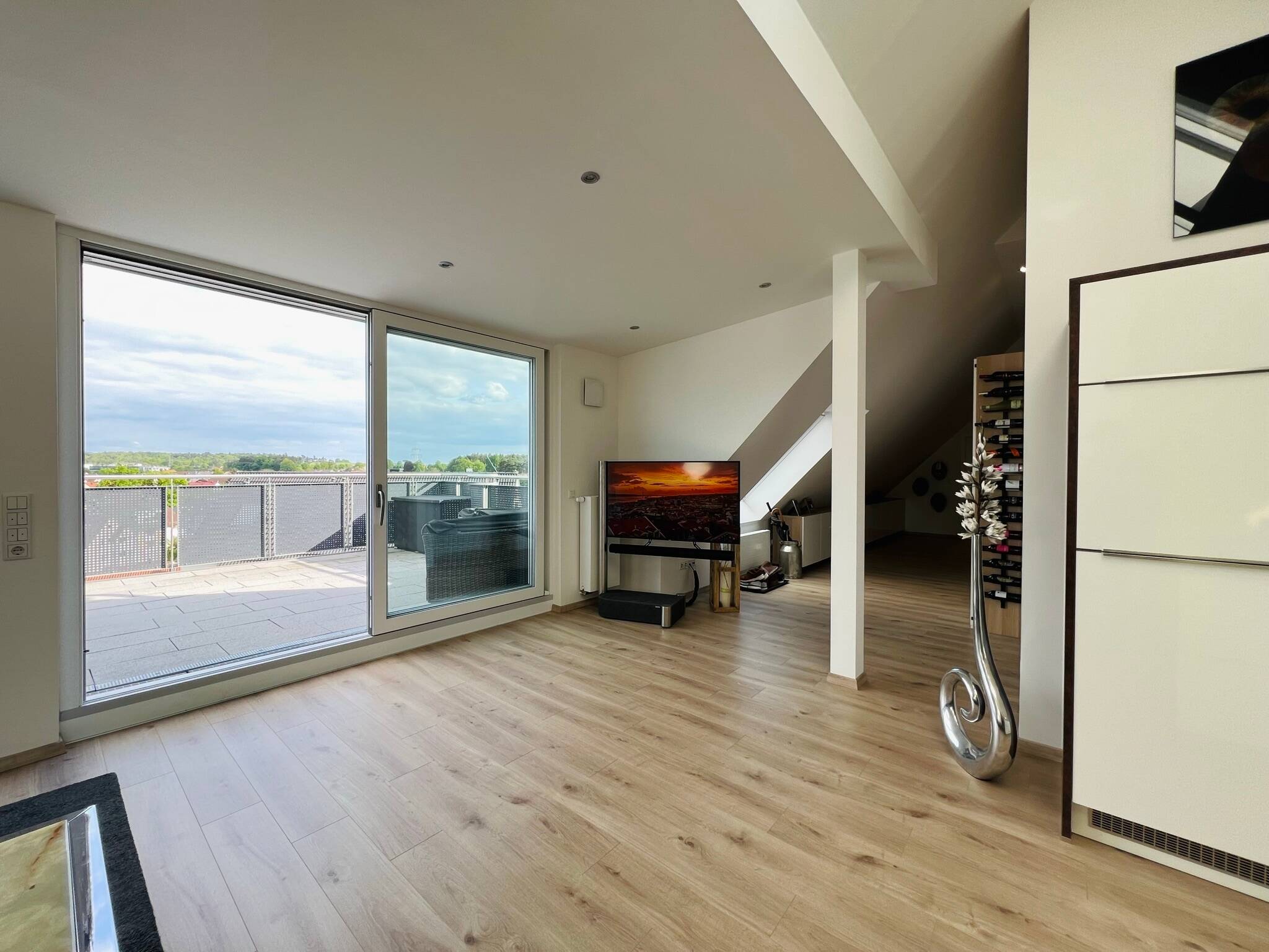 +++ TRAUMWOHNUNG MIT RIESIGER DACHTERRASSE UND PENTHOUSE-AUFZUG +++, 90610 Winkelhaid
