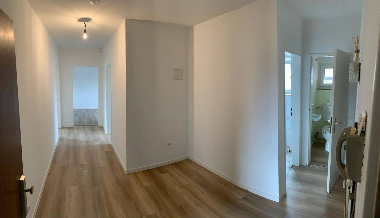 3-Zimmer-Wohnung mit Balkon und Einbauküche in Schwäbisch Hall-Kreuzäcker, 74523 Schwäbisch Hall