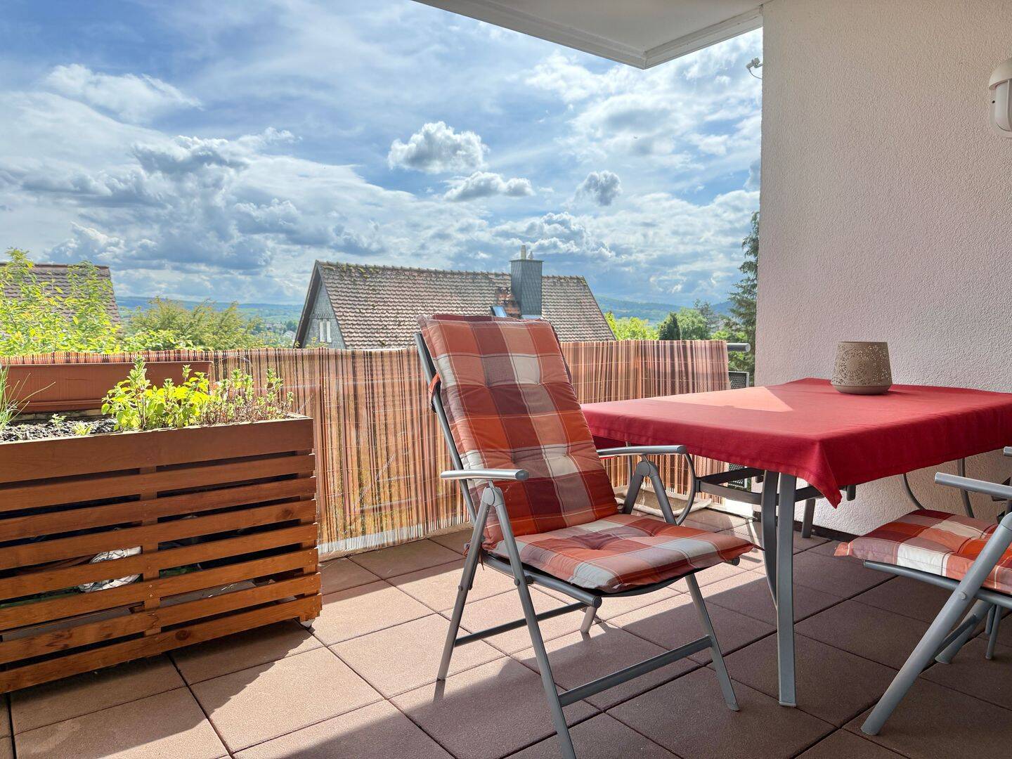 **Attraktive Eigentumswohnung in bevozugter Wohnlage in Gelnhausen mit Fernblick**, 63571 Gelnhausen