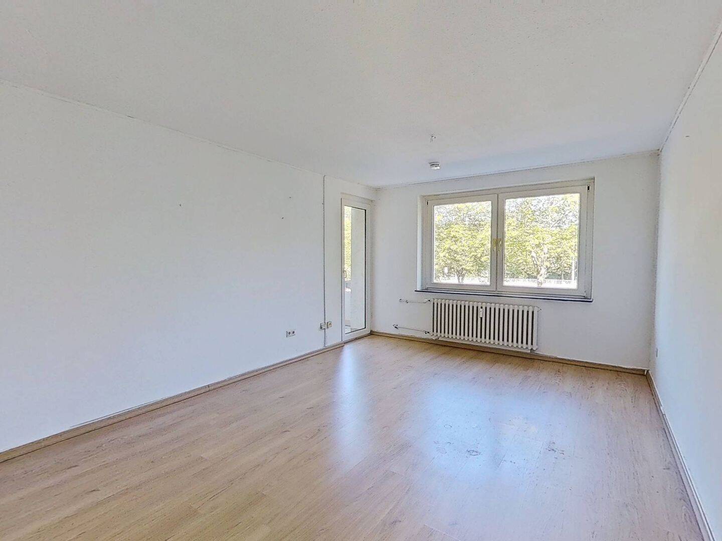 Helle 2-Zimmer-Wohnung mit BALKON und viel Komfort, 37083 Göttingen