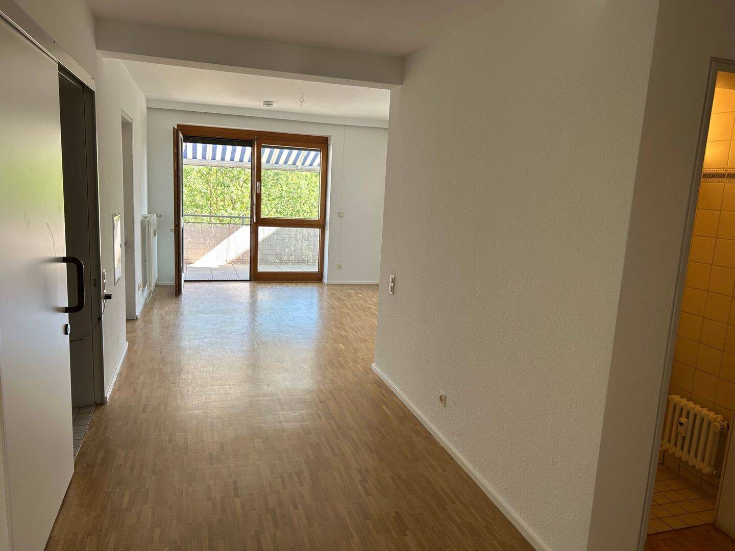 Barrierefreie 3-Zimmer-Wohnung im ServiceWohnen für Senioren Hattersheim am Main, 65795 Hattersheim am Main