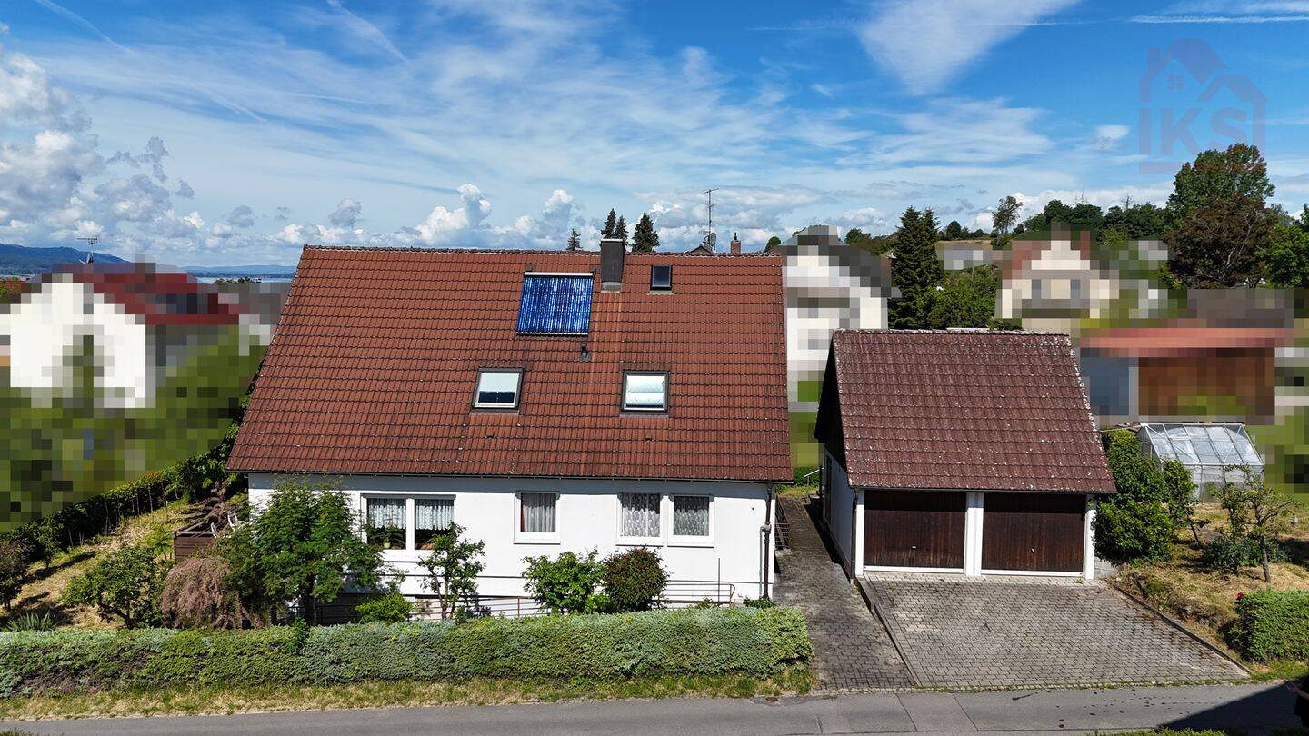 Einfamilienhaus mit ELW und zusätzlicher Dachgeschosswohnung – nur wenige Gehminuten zum Bodensee, 78476 Allensbach