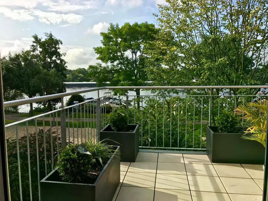 Mainblick, Terrasse, Komfort – Ihr neues Zuhause am Wasser, 65933 Frankfurt am Main (Griesheim)