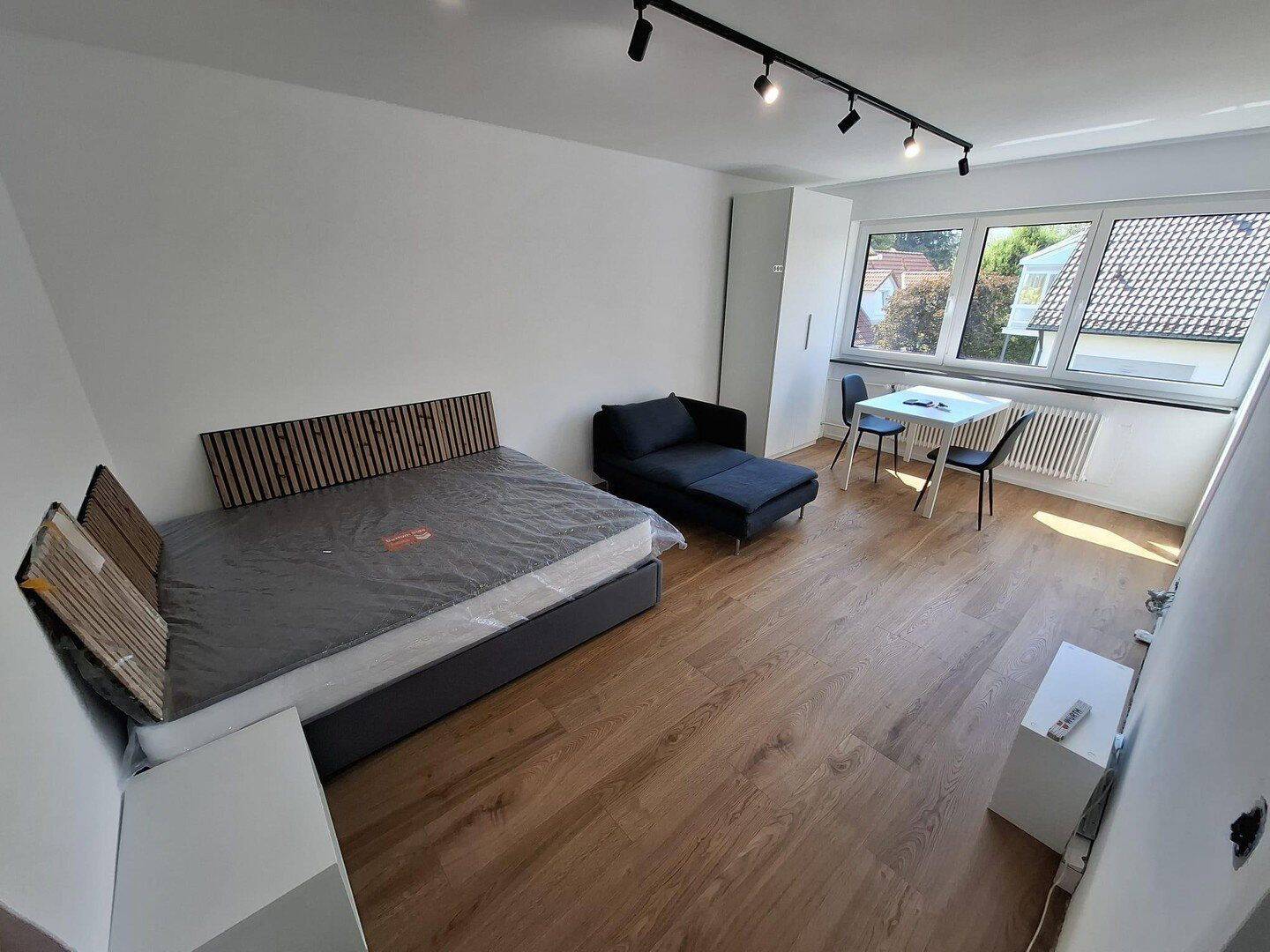Erstbezug nach Komplettsanierung – voll möbliertes Apartment in U-Bahn-Nähe (U3), 81476 München (Thalk. Obersendl.-Forsten-Fürstenr.-Solln)