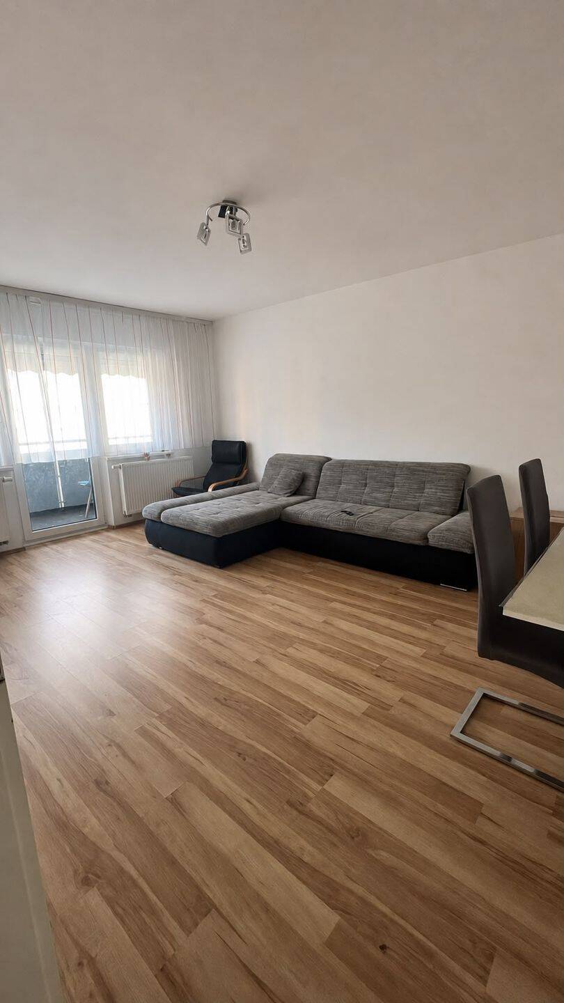 Freundliche 3 Zimmer Wohnung zentral gelegen in Nürnberg Höhe Marter mit Einbauküche und Balkon!, 90441 Nürnberg (Gibitzenhof Sandreuth Schweinau Werderau)
