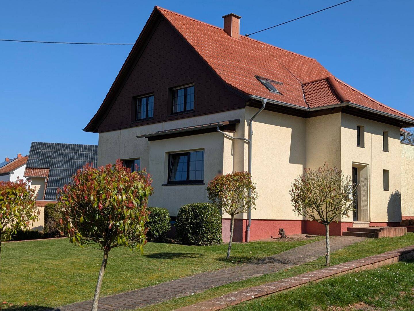 Ruhig gelegenes, großzügiges Einfamilienhaus mit großem Garten in Lebach-Falscheid, 66822 Lebach