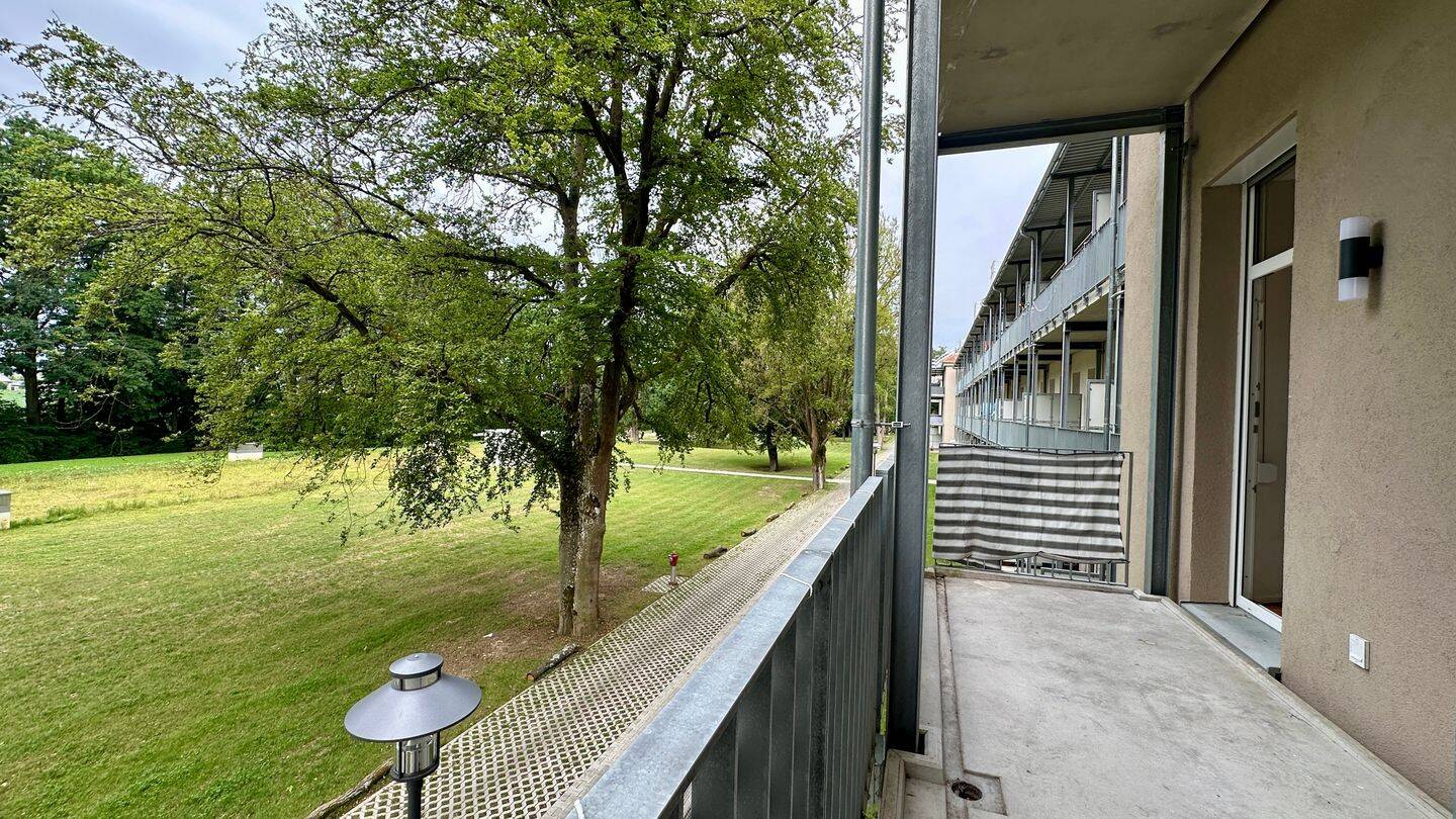 2 Zimmer Wohnung mit Balkon & Garage, 92224 Amberg