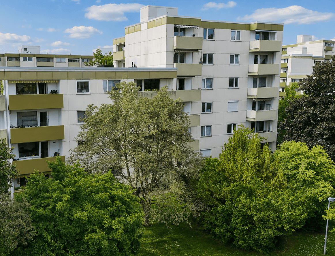 TOP-sanierte 2-Zimmer-Wohnung mit Balkon, Fahrstuhl und Blick ins Grüne, 30457 Hannover
