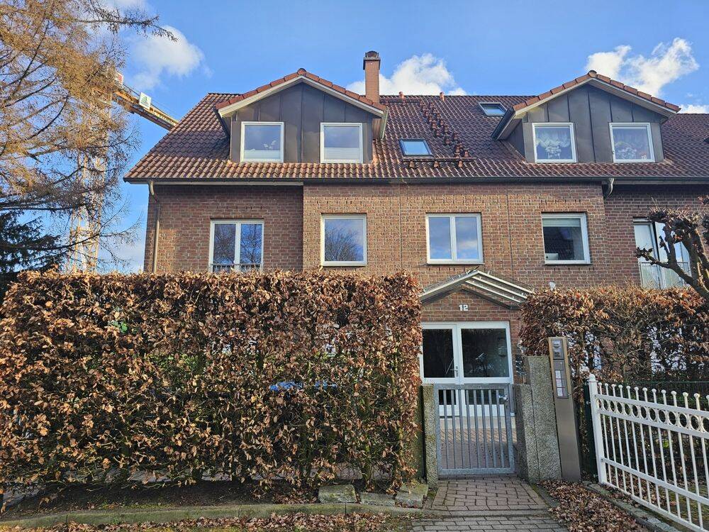 Wohnen auf zwei Ebenen in Sasel!, 22393 Hamburg (Wandsbek Bramfeld Poppenbüttel Sasel Wellingsbüttel)