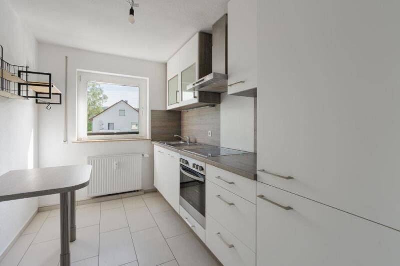 Helle 2 Zimmerwohnung, modernisiert und sofort verfügbar, 73079 Süßen