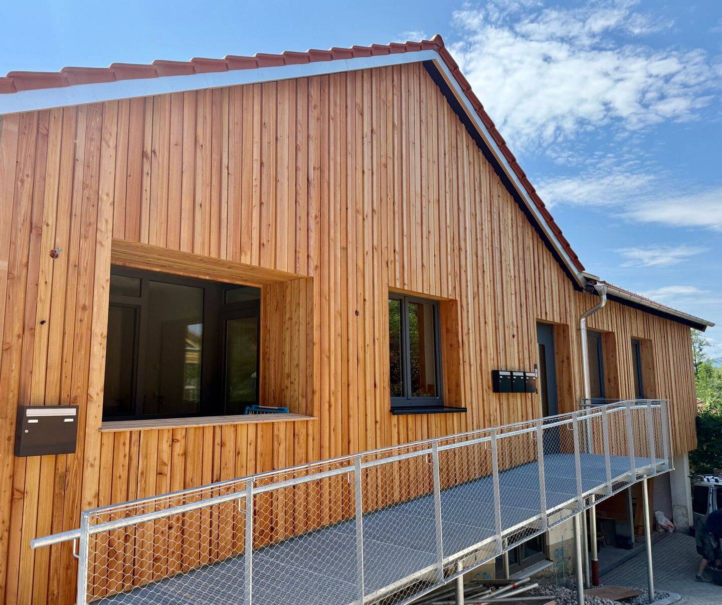 Erstbezug nach Vollsanierung: Schöne 2-Zimmerwohnung mit Loggia und Einbauküche, 82449 Uffing a. Staffelsee (Uffing)