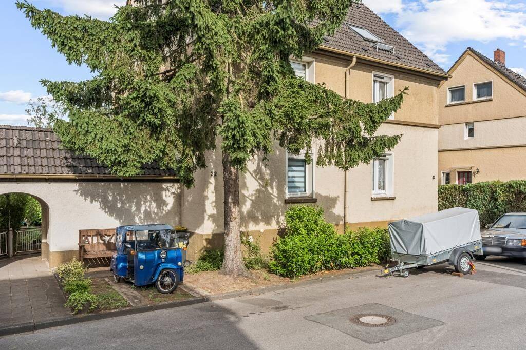 vermietete Doppelhaushälfte mit großem Garten, 47279 Duisburg