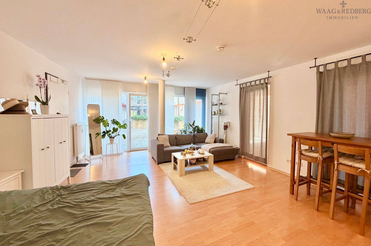Zentrale Lage, angenehme Wohnruhe – helle 1-Zimmer-Einheit in Regensburg!, 93053 Regensburg (Galgenberg Kasernenviertel Kumpfmühl-Ziegetsdorf-Neuprüll Oberisling-Graß)