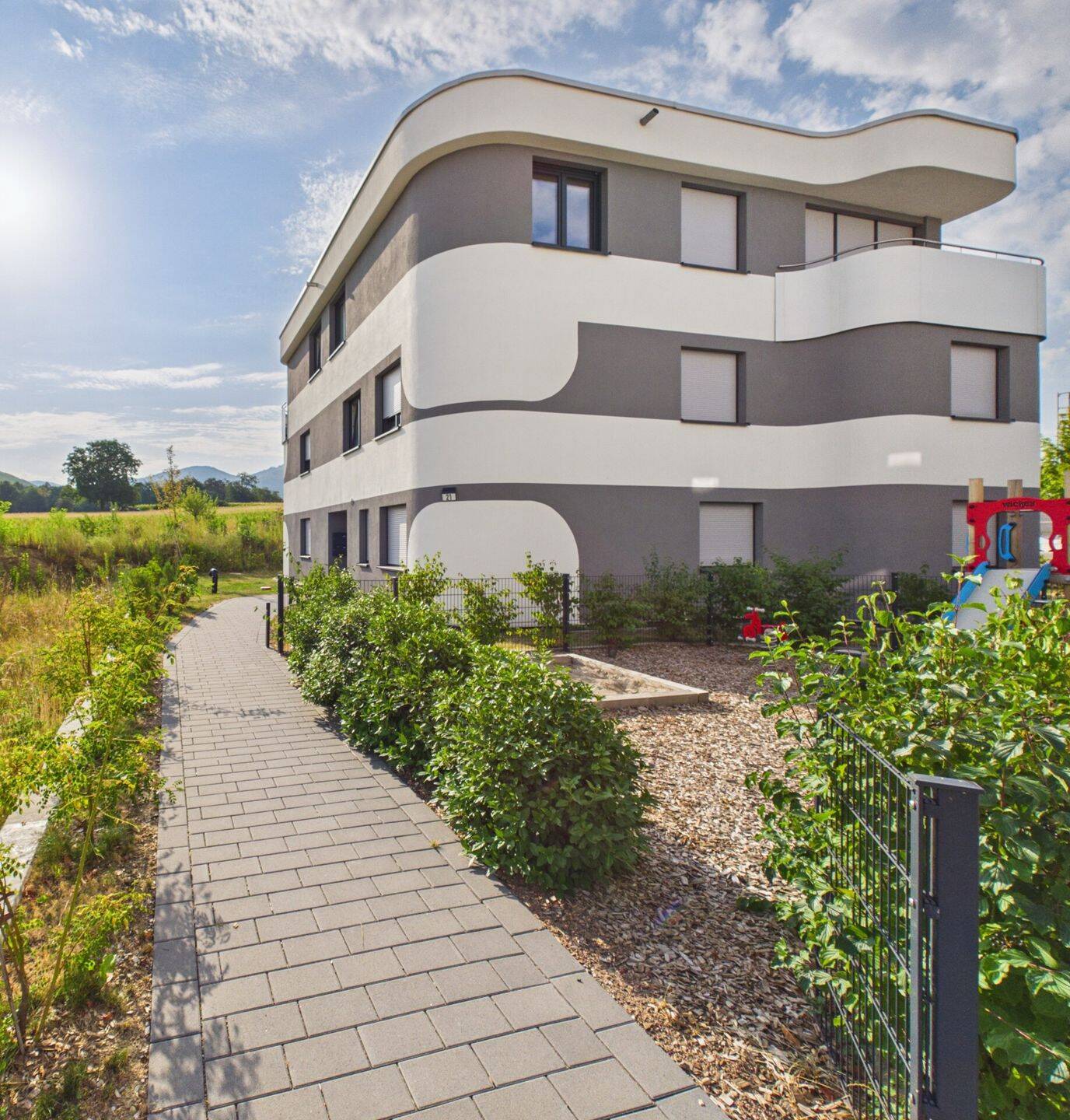 Exklusives 2-Zimmer-Penthouse mit großzügiger Panoramaterrasse in Müllheim, 79379 Müllheim
